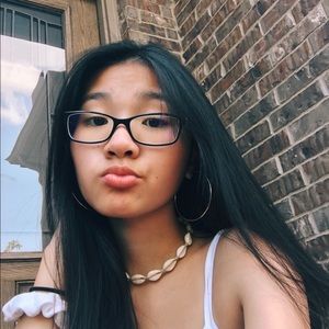 Meet your Posher, Jeanne